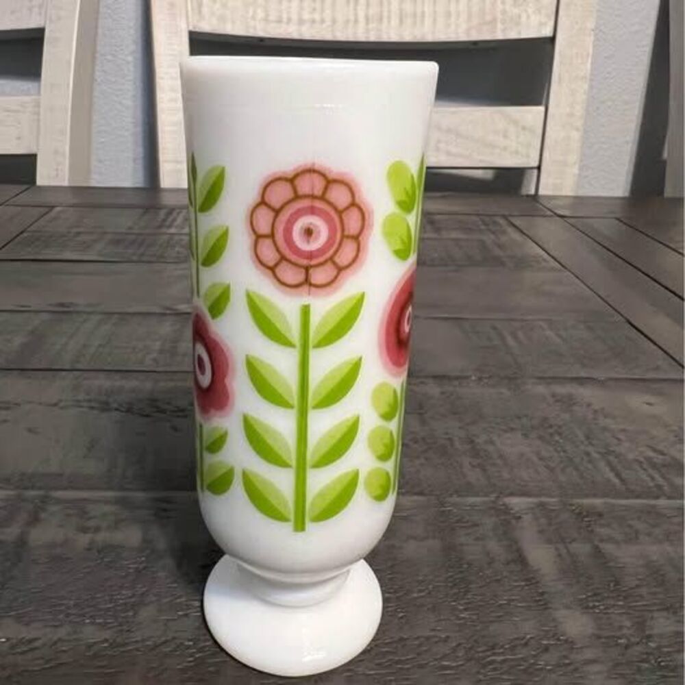 Demi Cup Milk Glass Dutch Treat by Avon - Picture 2 of 5